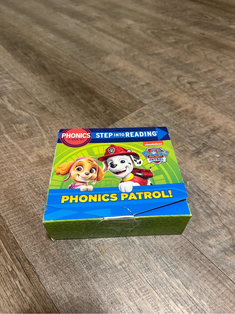 Paw Patrol Phonics Patrol! Step into reading-12 books